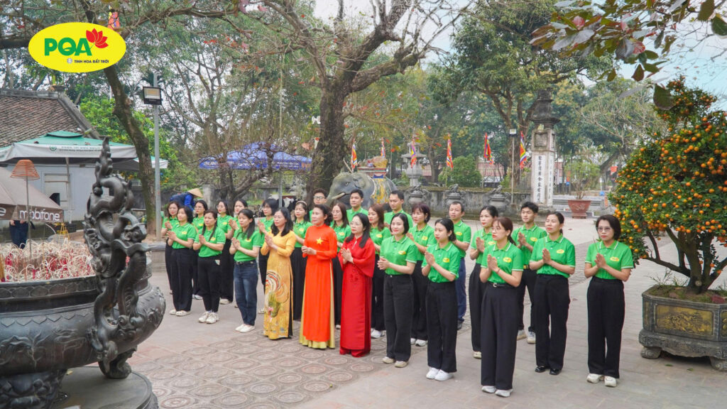 Dược phẩm PQA tại Lễ dâng cờ Đền Trần