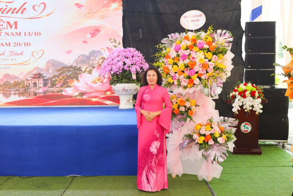 DSCC Vũ Thị Phương tham dự lễ kỷ niệm ngày Doanh nhân Việt Nam 