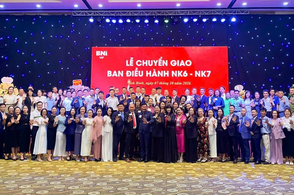 Lễ chuyển giao Ban điều hành NK6 -NK7 8